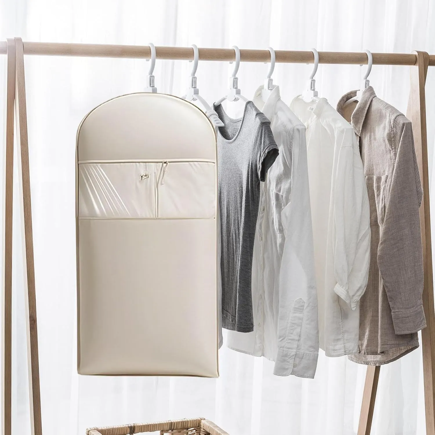 Hanging Garment Bag - Suit Bags For Closet Storage And Travel | Garment Bag With Compression Zipper | Hanging Bags For Jackets, Shirts, Sweater, Clothing Travel