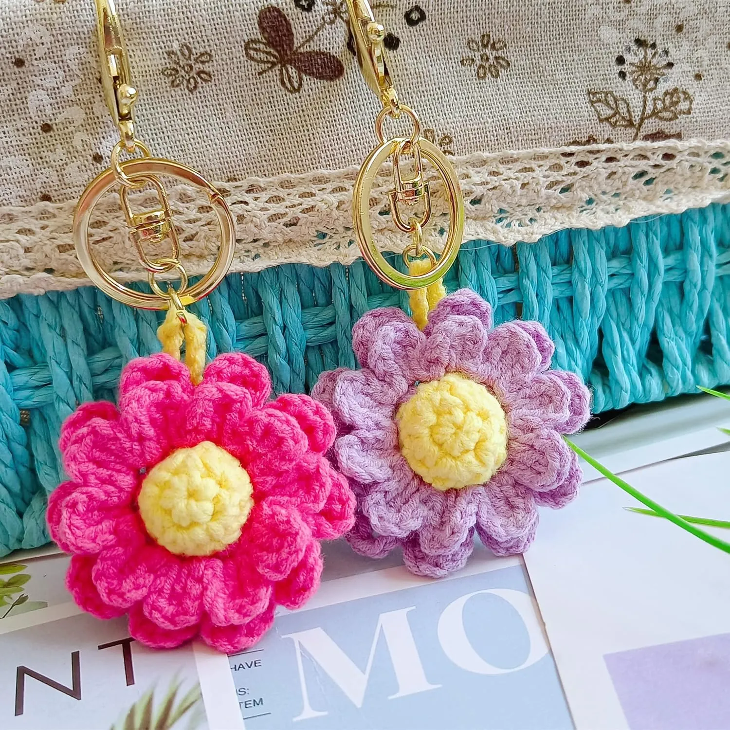 Keychain Handmade Weaving Cute Flower Keychains Gift for Car keys Bag Wallet Purse Women Girls